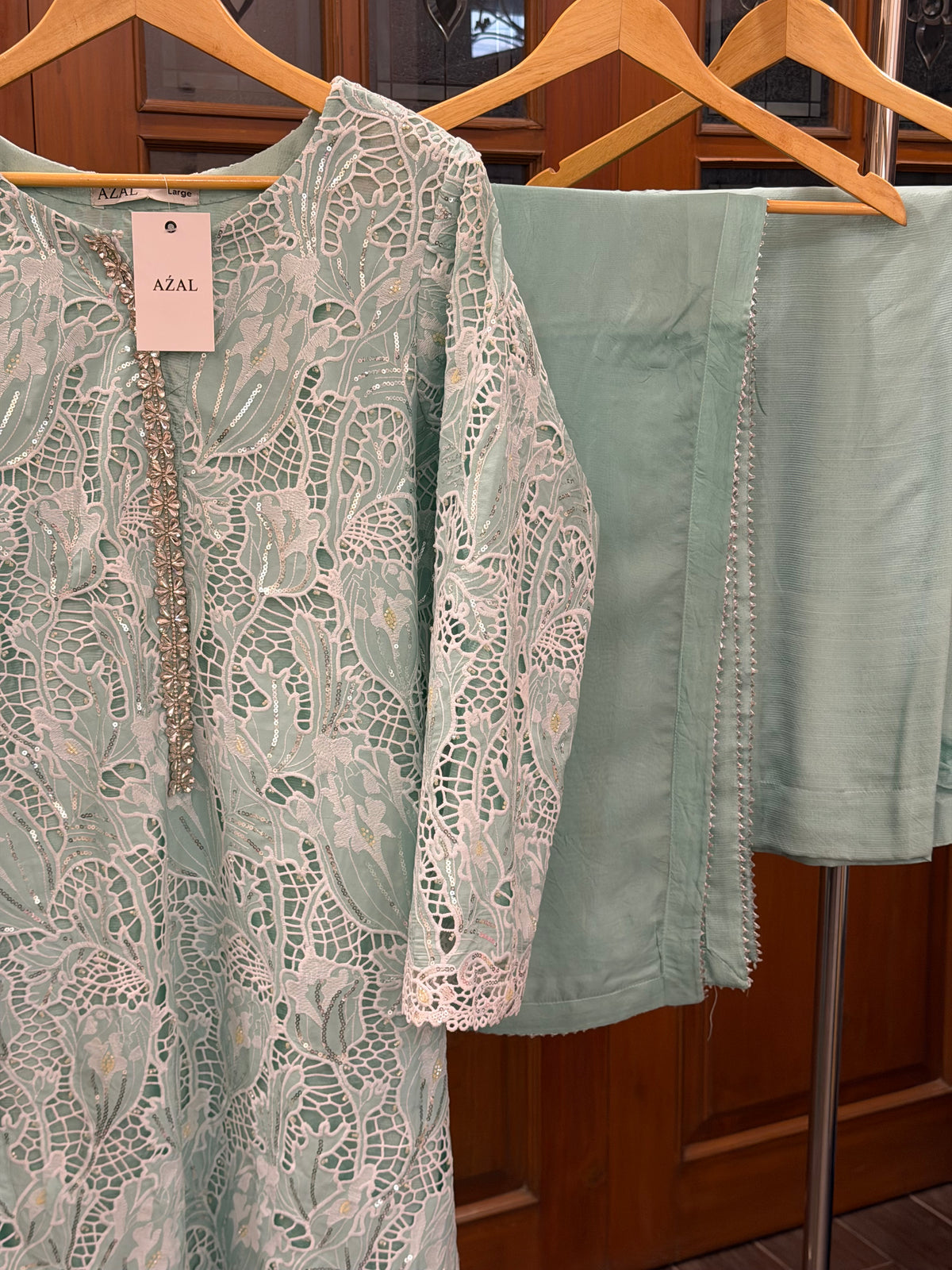 AŹAL - The Cutwork Edit