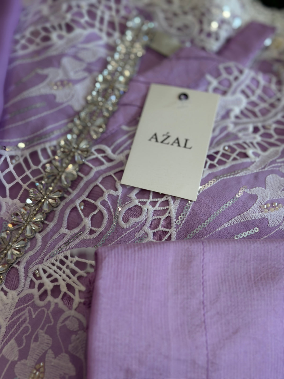 AŹAL - The Cutwork Edit
