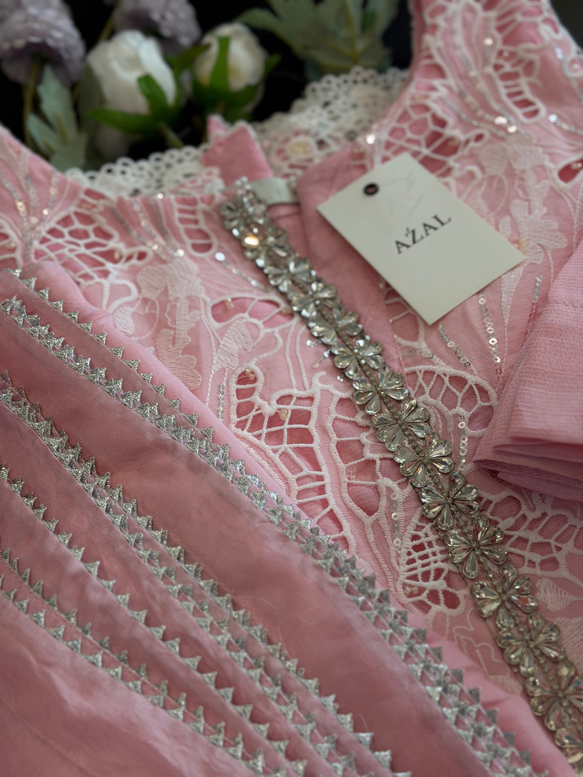 AŹAL - The Cutwork Edit