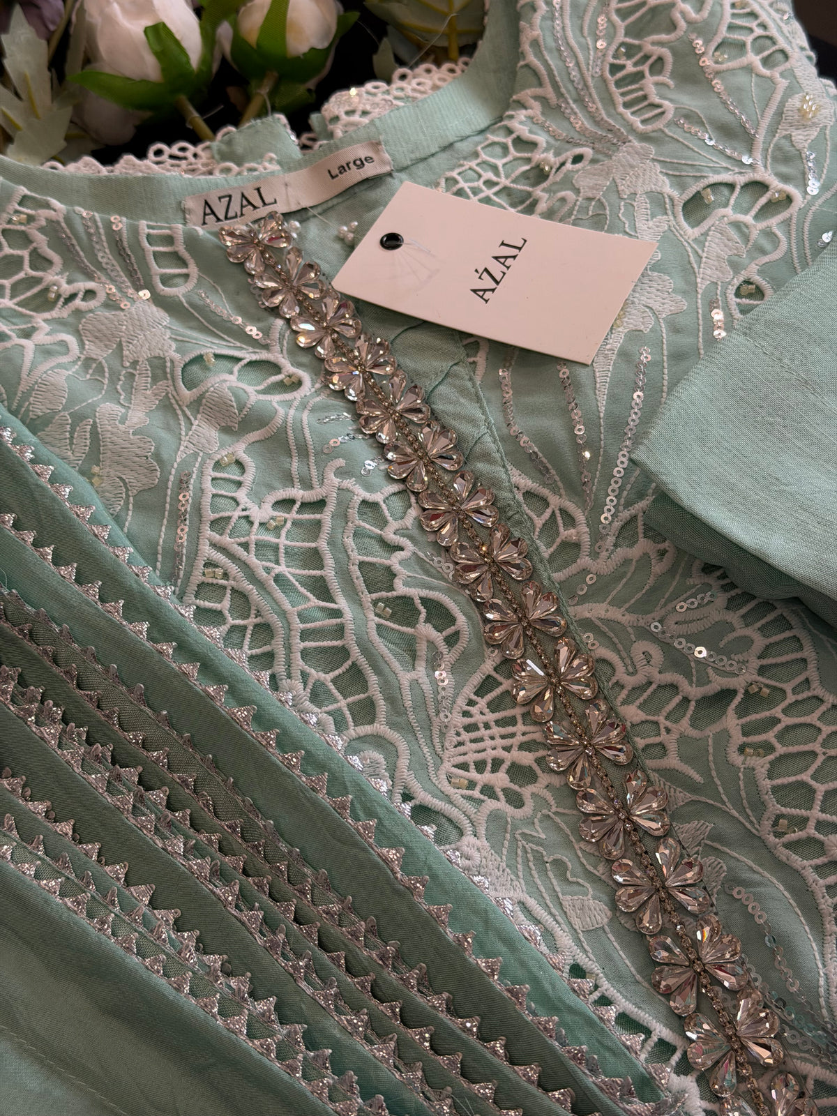 AŹAL - The Cutwork Edit